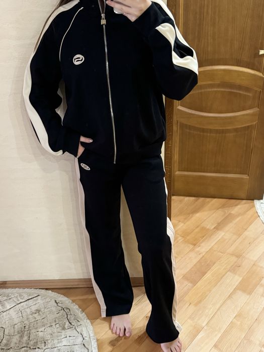 Спортивний костюм