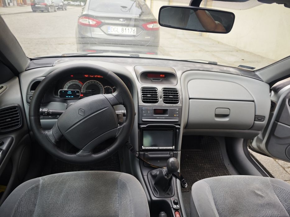 Renault Laguna 2000r