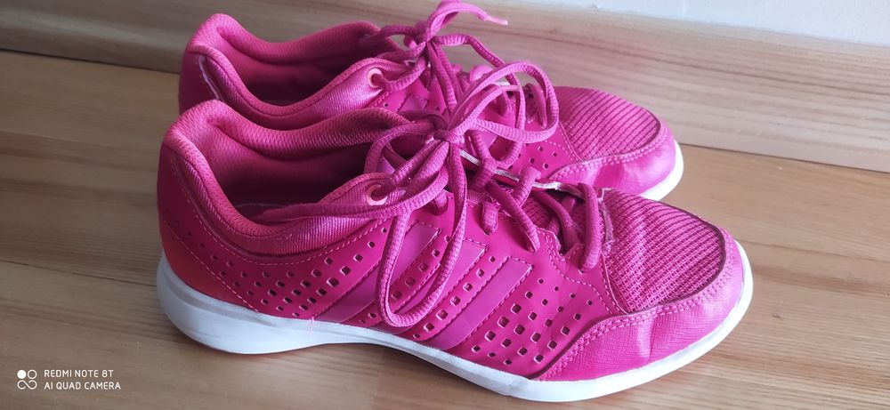 Buty adidasa 38,5 18 zł wyprzedaż