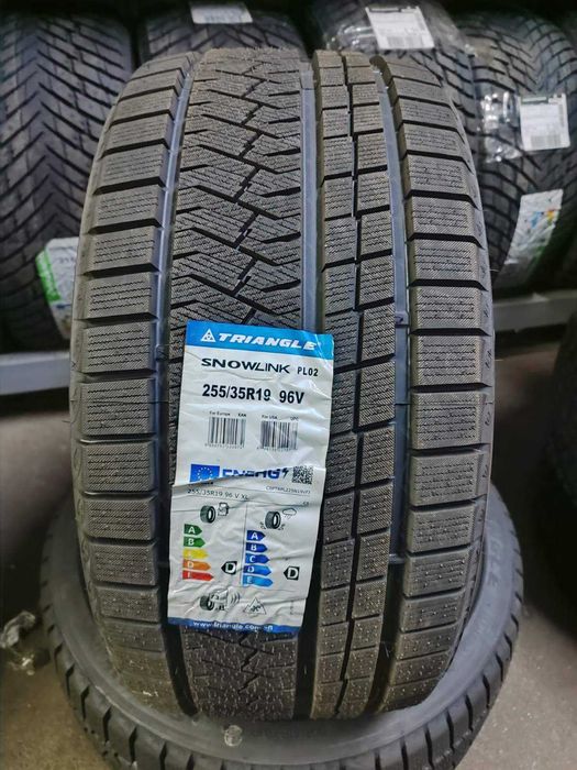 Triangle 255/35 R19 96V XL PL02