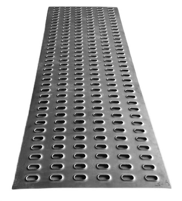 Blacha Lohr stal czarna 87x300cm Certyfikat VDI 2700 PRODUCENT Laweta Najazd Platforma Pomoc drogowa Autolaweta Holownik perforowana antypoślizgowa