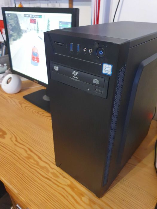 Komputer 
Intel Core i3-9100F