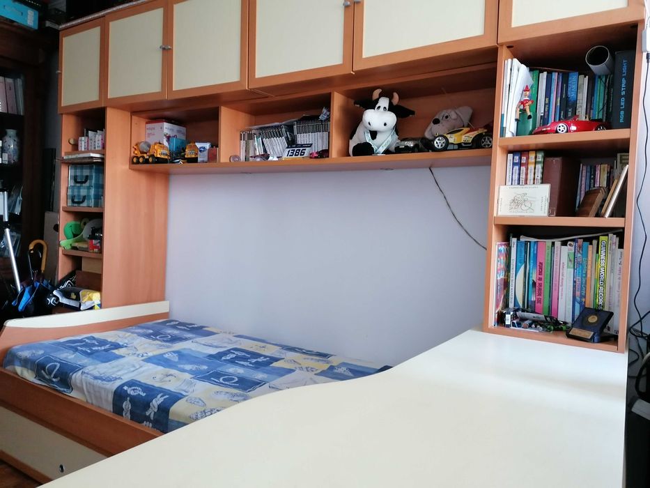 Quarto Estúdio com secretária