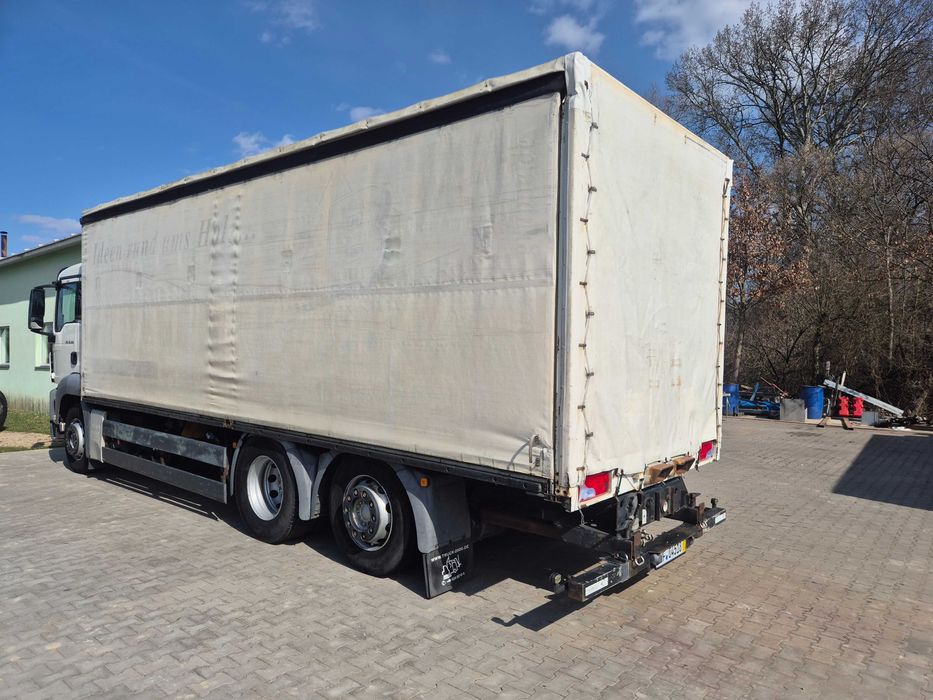 Zabudowa firanka 7,40X2,50X2,35 MAN MERCEDES SCANIA mocowanie wózka