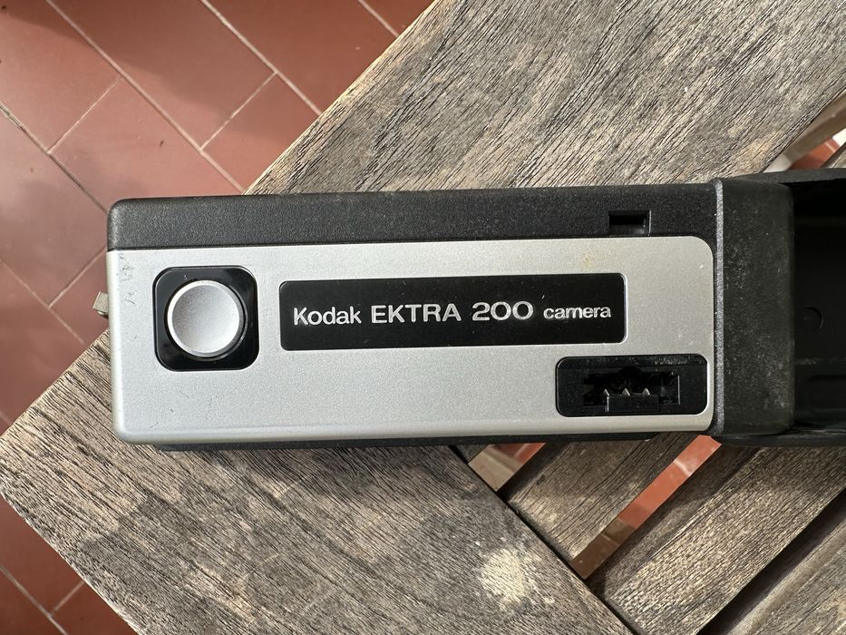 Kodak EKTRA 200 camera 22mm