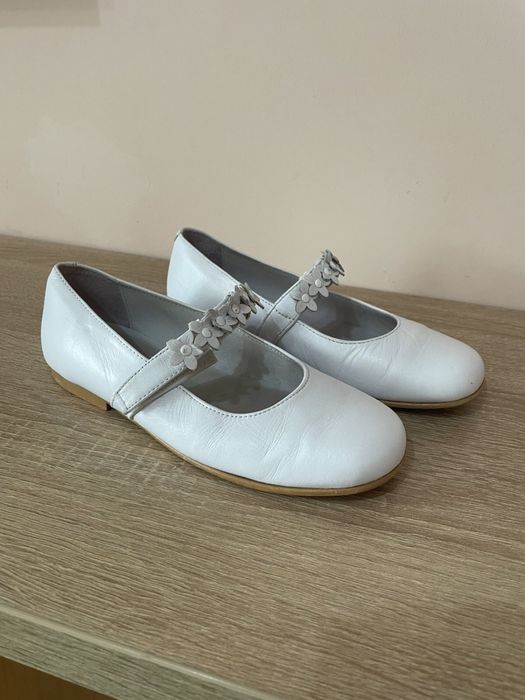 Мештики балетки шкіряні дитячі білі  32