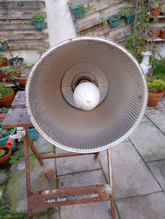 Candeeiro industrial