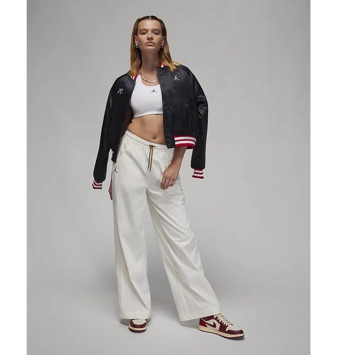 Кутрка бомбер Air Jordan Varsity Jacket  оригінал FB5152-010