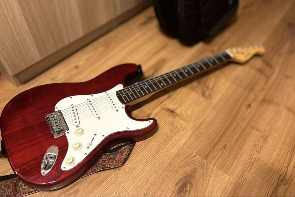 Gitara elektryczna stratocaster Marathon (Samick)