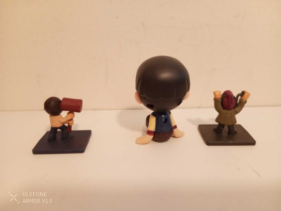 Lote 3 bonecos Stranger Things