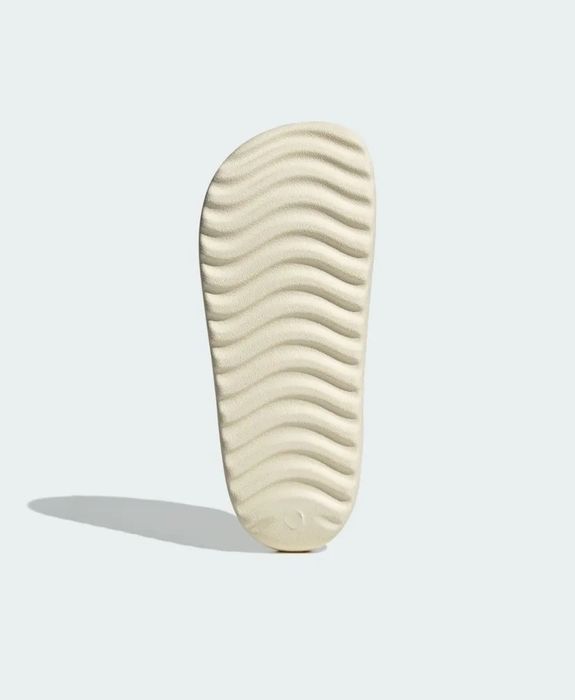 Шльопанці Adidas Adilette Lumia