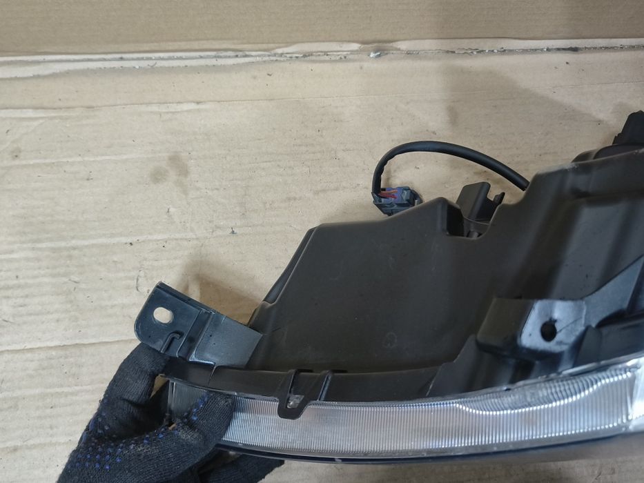 Фара Toyota Venza Тоёта Оригинал