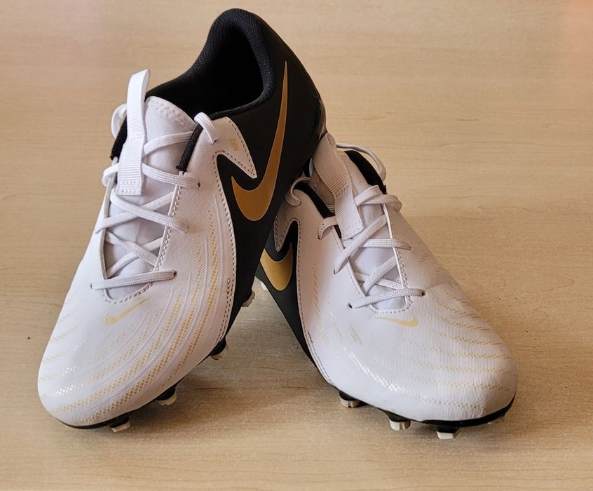 Buty piłkarskie - Korki Nike Phantom GX rozm.36,5