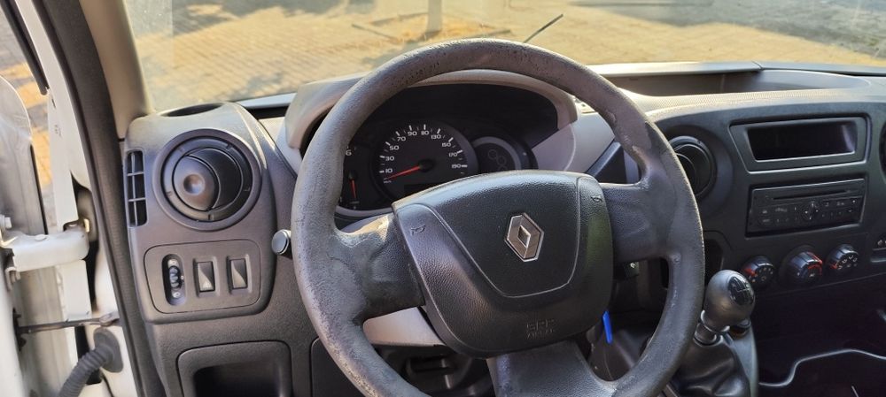 Renault Master 100DCi cabine dupla comercial 
Revisão feita em bom est