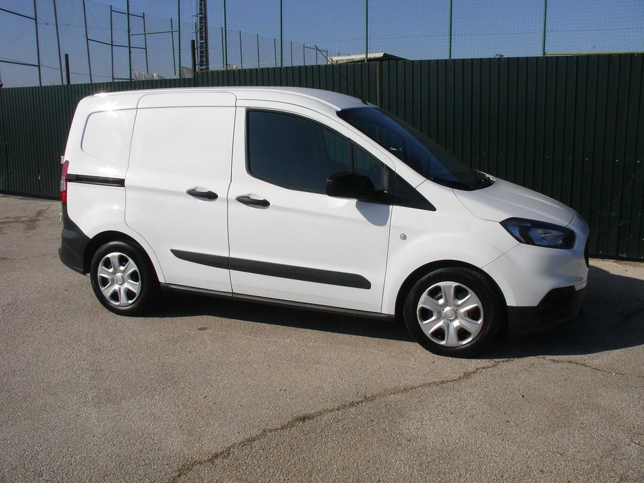 ford transit courier