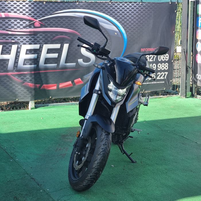 Hornet 750 (revisão feita)