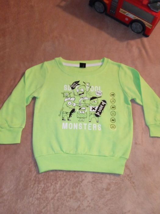 Nowa bluza r.98 dla chłopca