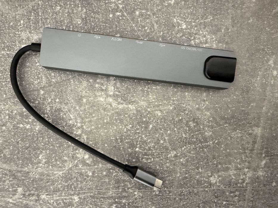 Адаптер/ переходник 8/1 для макбука