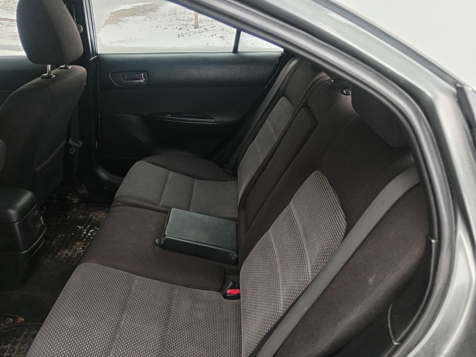 Автомобиль Мазда 6.2003год.