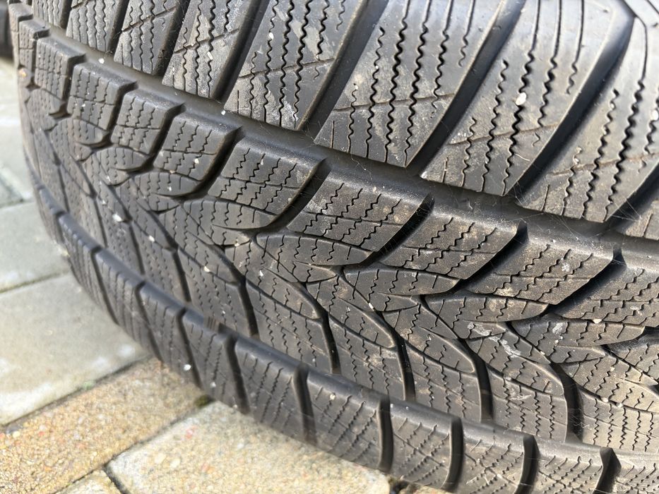 Felgi aluminiowe 17 cali oryginalne Audi, opony 225/55/17