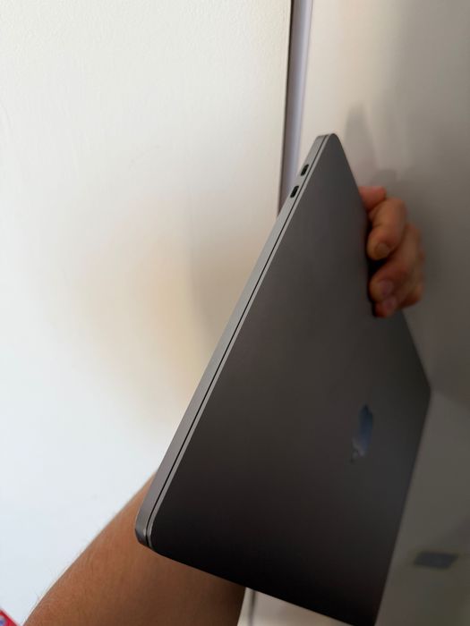 MacBook Pro M2 8/256GB Макбук Про М2 ідеал Повний комплект Оплата частинами TRADE-IN