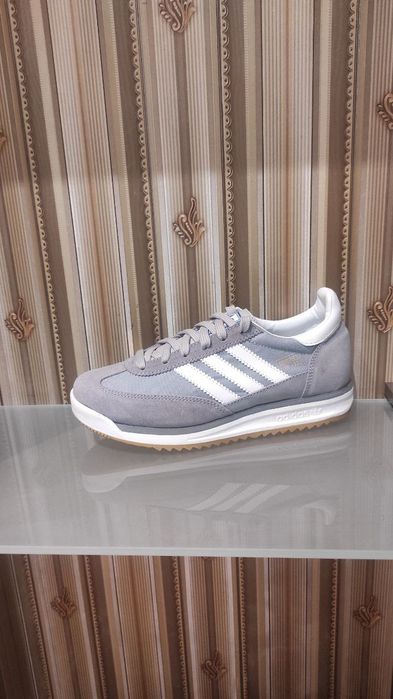 Adidas SL72 38,39, 42,44