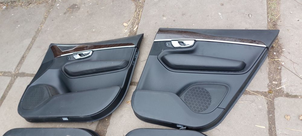 Карта двери Volvo xc90 накладка обшивка дверки Хс90