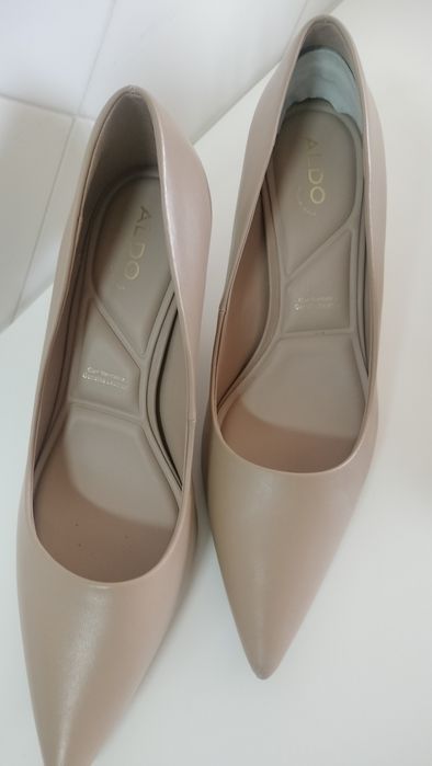Sapatos de salto alto
