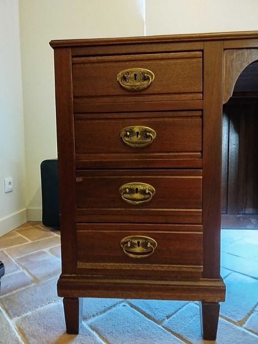 Secretária Arte Nova vinhático - Restaurada