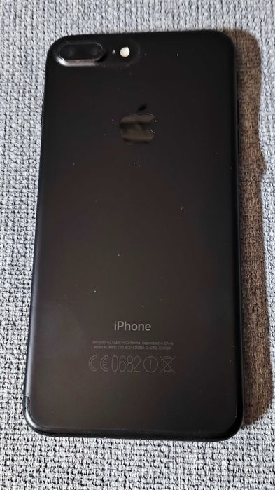 iPhone 7 plus 3/128 GB A1784 czarny, nowy iOS 15.8.7, zadbany, etui