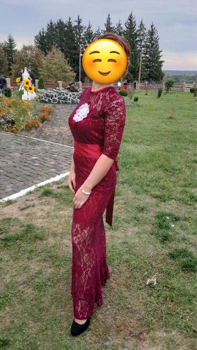 Жіноча шикарна сукня