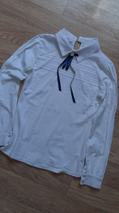 Реглан белый,в отличном состоянии