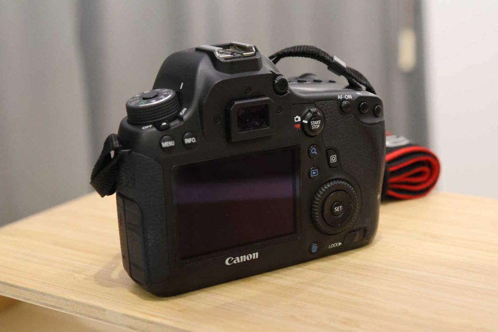 Canon EOS 6D - 8200 disparos