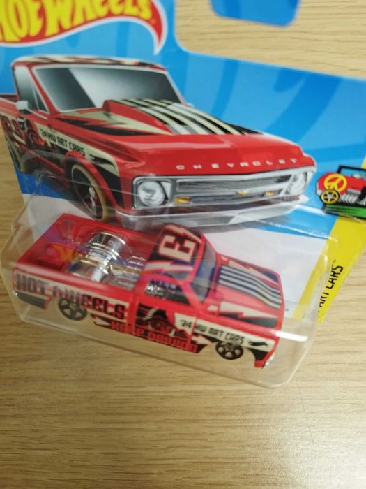 Hot Wheals 67 Chevy C10