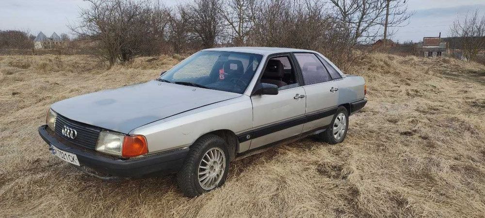 Продається Ауді 100