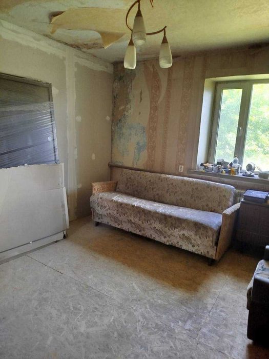 Терміновий продаж! Двоповерховий будинок у с. Трисвятська Слобода!