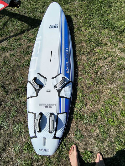 Deska windsurfingowa Mistral Explosion 150 litrów.