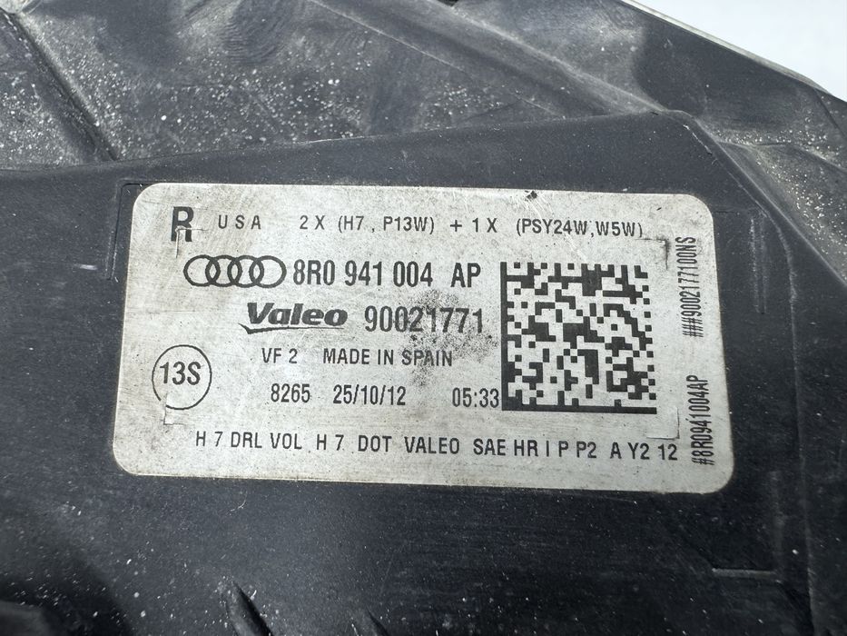 Фара передня фари галогенна Audi Q5 8R0 USA 12-16р
