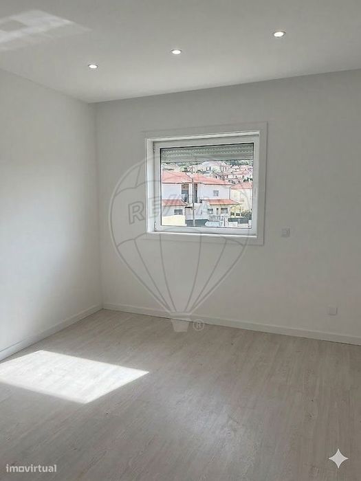 Apartamento T1+1 para venda