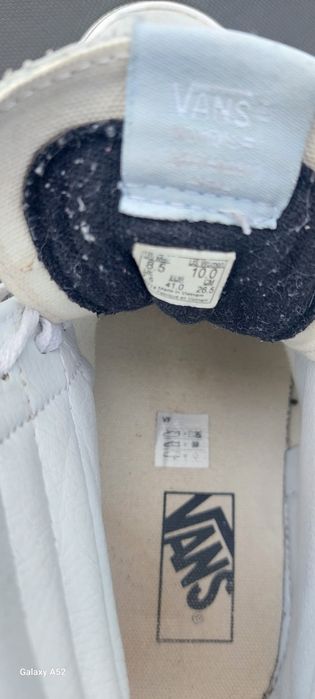 Кеди Vans в ідеальному стані.