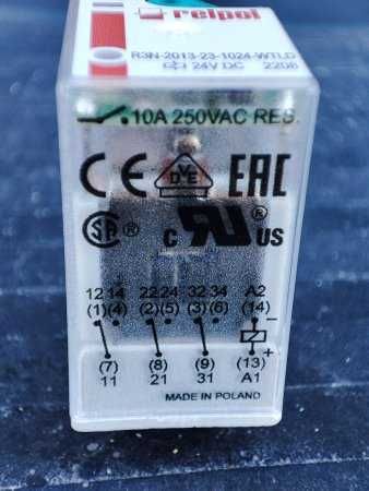 Продам реле Relpol R3N-2013-23-1024-WTLD  24DC 2208.