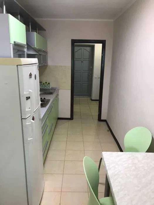 Продам 1-к квартиру в центре | 10/14, 41 м2, кирпичный дом | м.Майдан Конституции, м.Левада