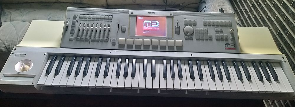korg m3 - Купить музыкальные инструменты - Цена на OLX.ua