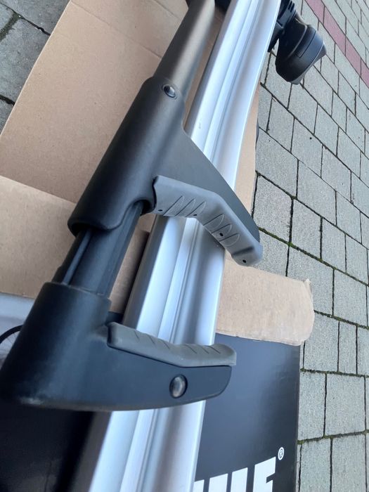 Nowe Uchwyty rowerowe  thule 591 2szt