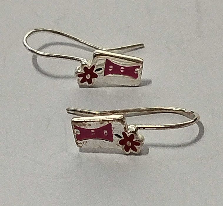 Brincos em Prata, estado novo