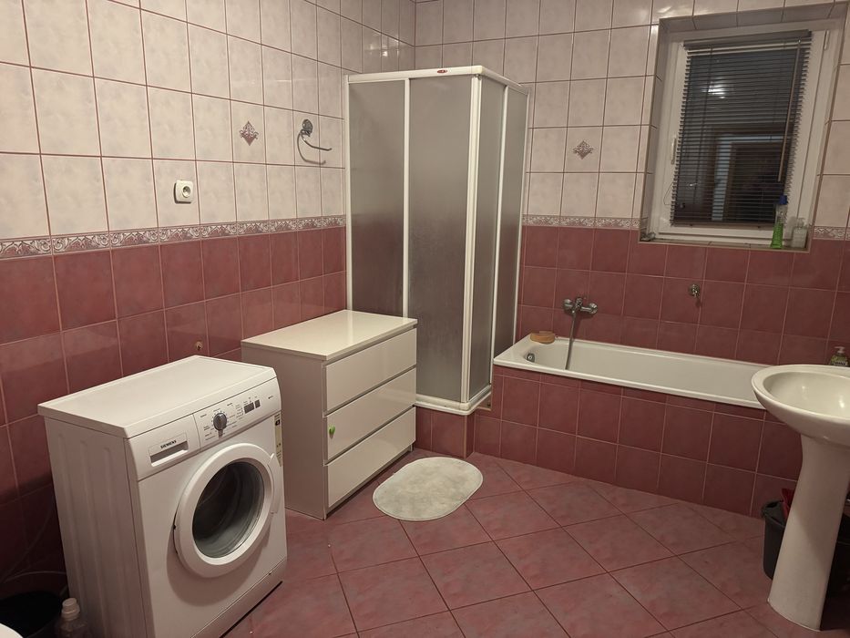 Mieszkanie 120m2 w domu do wynajecia 3p. kuchnia z jadalnia taras 80m2