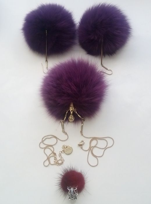 Комплект біжутерії з хутром.