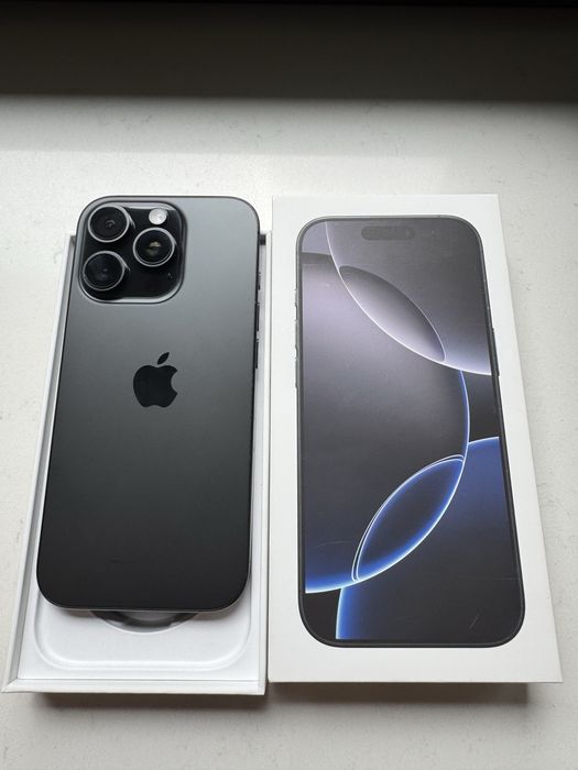 iPhone 16 pro w idelanym stanie