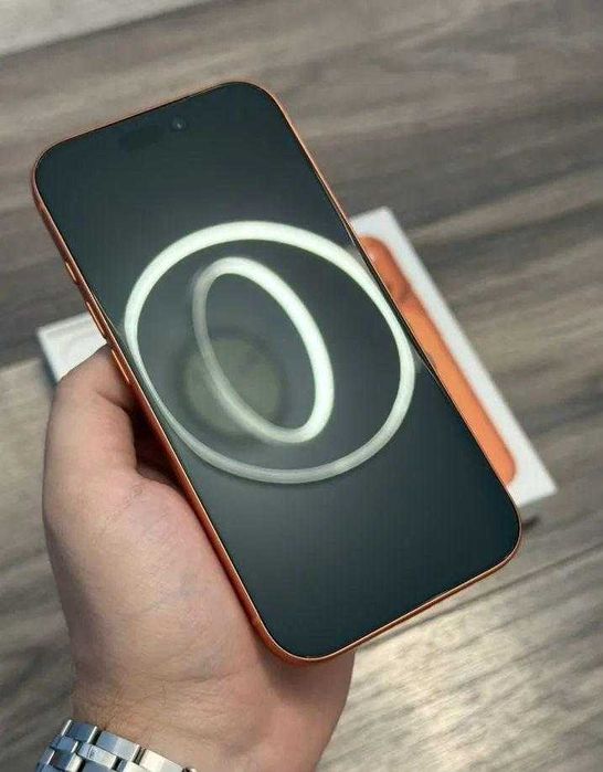 iPhone 17 Pro, 256 ГБ, SIM + eSIM