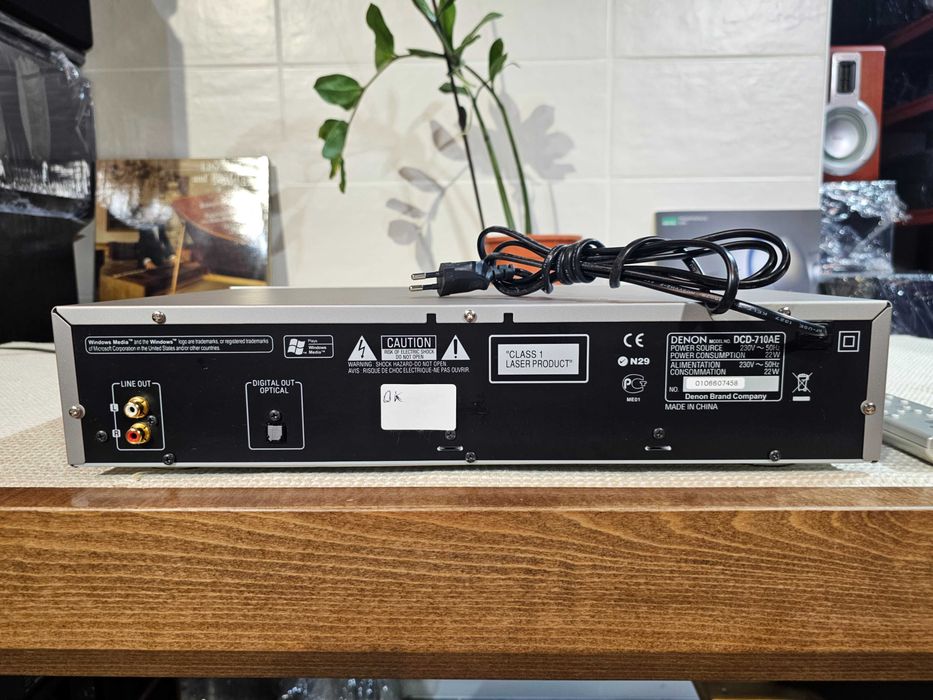 CD-програвач Denon DCD-710AE 24-бітний/192 кГц ЦАП + пульт
